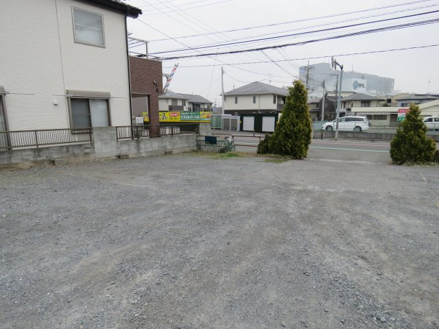 霞ヶ関マンションの駐車場