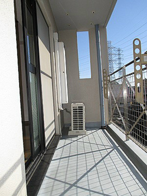 リポザーレ仲町台のバルコニー|前回募集時の写真です。