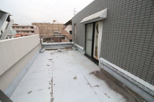 リポザーレ仲町台のバルコニー|前回募集時の写真です。