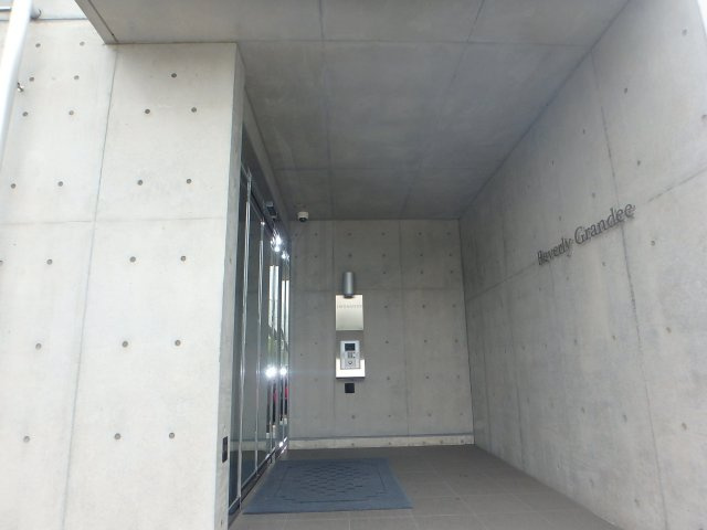 ビバリーグランディのエントランス