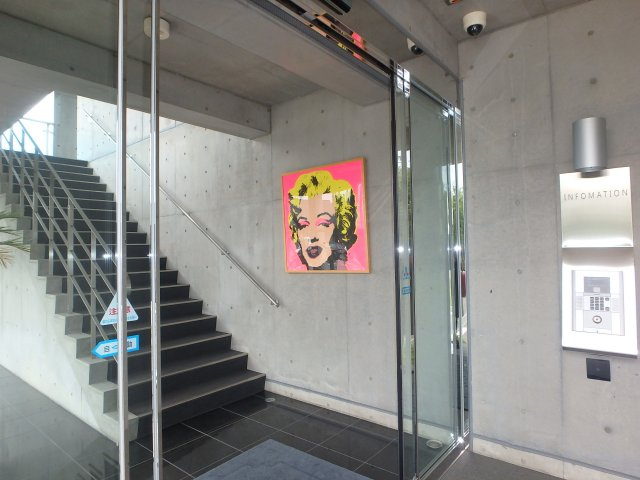 ビバリーグランディのエントランス