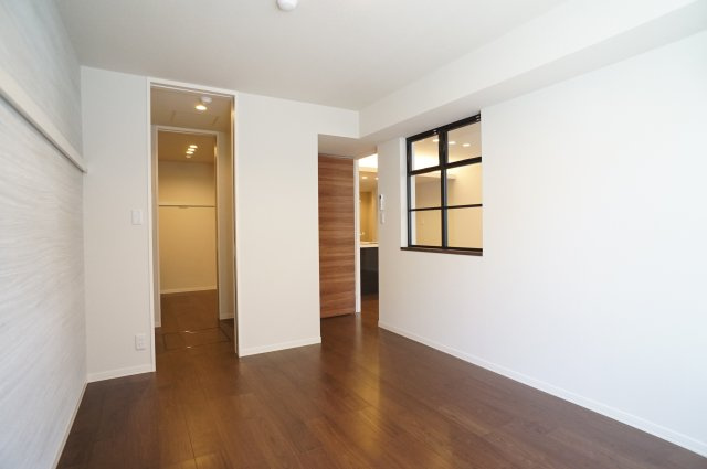 Purple7 西葛西の洋室