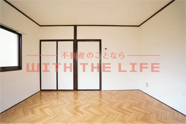 花畑駅前ビル【キャンペーン対象物件】の寝室|広くて明るい寝室