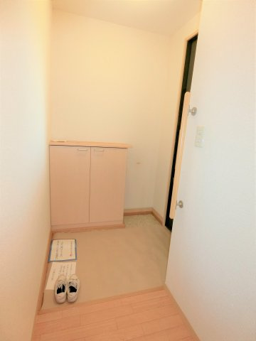 グリーンフォレストの玄関