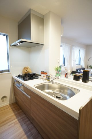 エクラ－ジュ　エストのキッチン