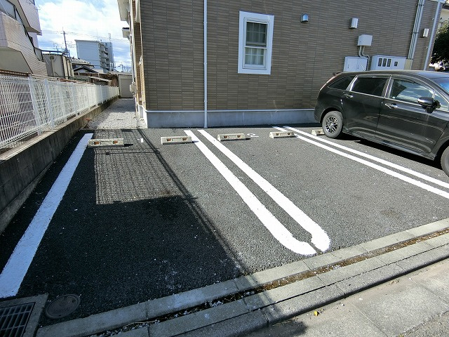グリーンガーデンの駐車場
