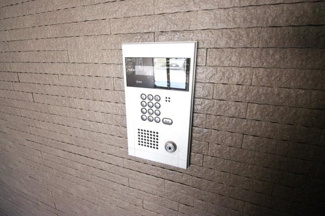 【エントランス】 | 安心のセキュリティー対策オートロックも標準完備♪