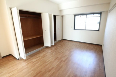 【洋室】 | パレエシャロット