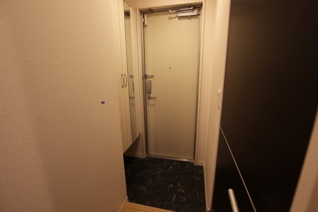 モメント　ブリーシュフルの玄関