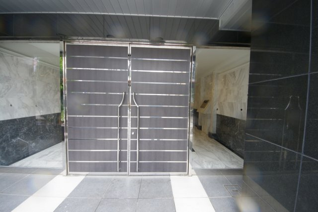 【エントランス】