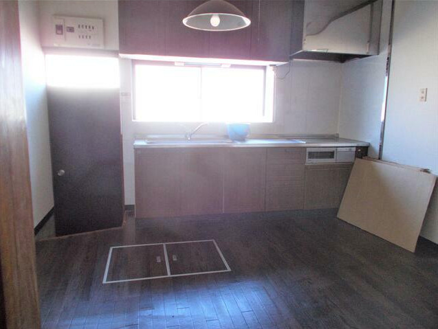 常総市豊岡町事務所付貸家のキッチン