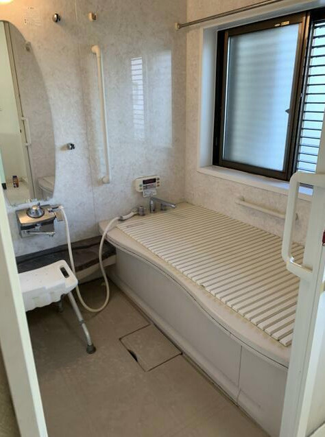 常総市豊岡町事務所付貸家の浴室