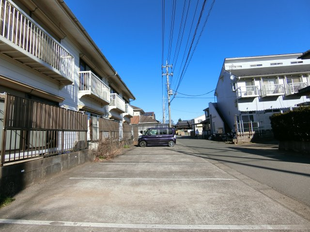 戸辺ハイツの駐車場