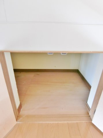 FROM-2の収納|他の部屋の写真になりますので異なる場合が御座いますがご了承下さい。