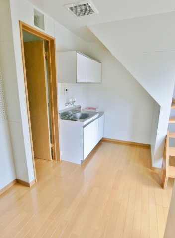 FROM-2の居間・リビング|他の部屋の写真になりますので異なる場合が御座いますがご了承下さい。