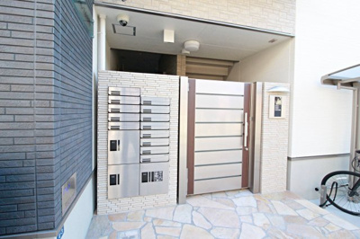 【その他共用部分】 | フジパレス山本町 | オートロック、集合ポストには宅配ポストあります