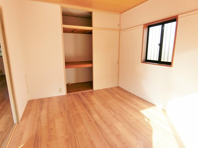 スカイハイツの洋室