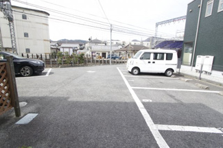 【駐車場】