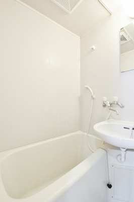 【浴室】 | T’ssTyle | 日々の疲れを癒すお風呂付です