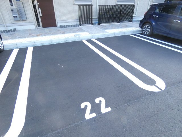 【駐車場】 | Sinfaria YUZATO B棟