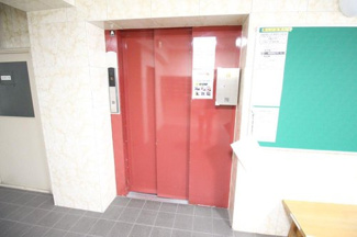 【その他共用部分】 | 日常生活にはかかせないエレベーター付き。