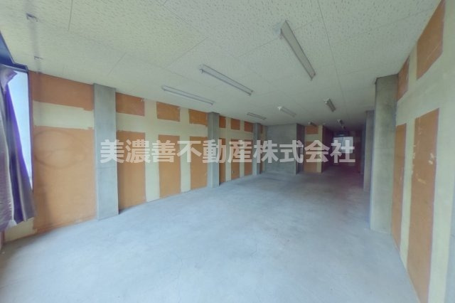 ５８０７８　岐阜市神田町事業用の内装