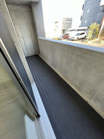アルテマイスター谷川Ⅱのバルコニー