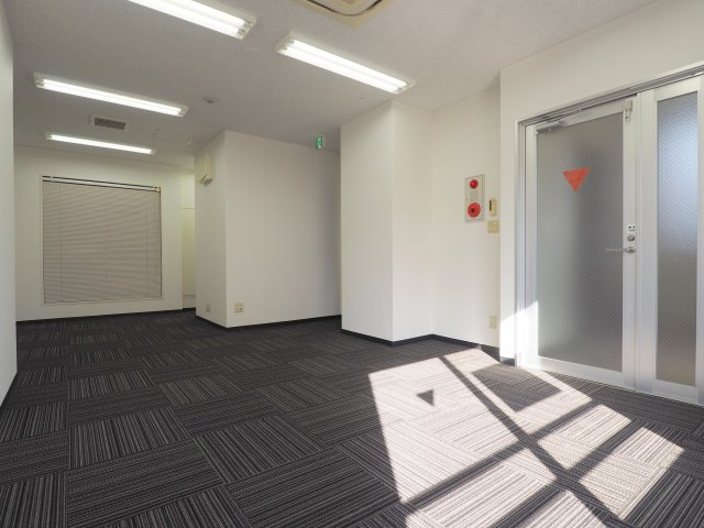 ＫＳＹビルの内装