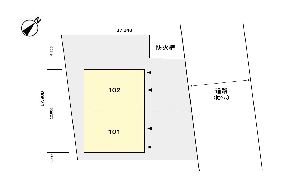 日秀倉庫付き事務所の駐車場