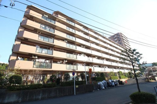 【外観】 | 計画的な修繕がなされた平成１０年築の管理体制良好の優雅な外観です♪１６８戸のビッグコミュニティマンションです！