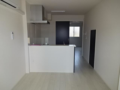 【内装】 | ウィステリアⅠ | 室内