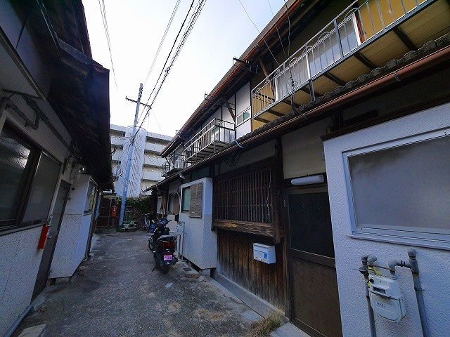 北袋町貸家の外観