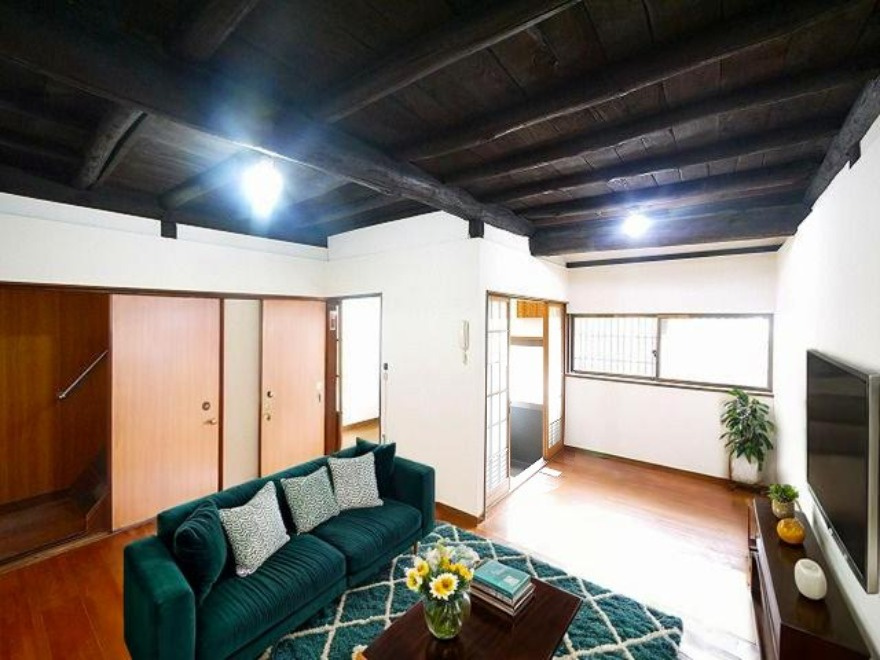 北袋町貸家の居間・リビング|CGで家具等を配置したもので家具等は含まれません