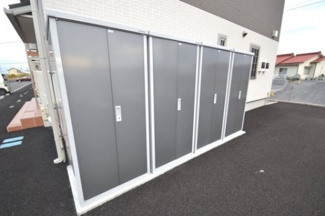 【設備】 | K&Mテクノ　E | 各お部屋のトランクルーム