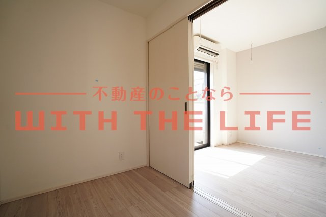 YOUR PLACE（ユアプレス）宮ノ陣【キャッシュバック対象物件】の居間・リビング|ゆったりとした居間です