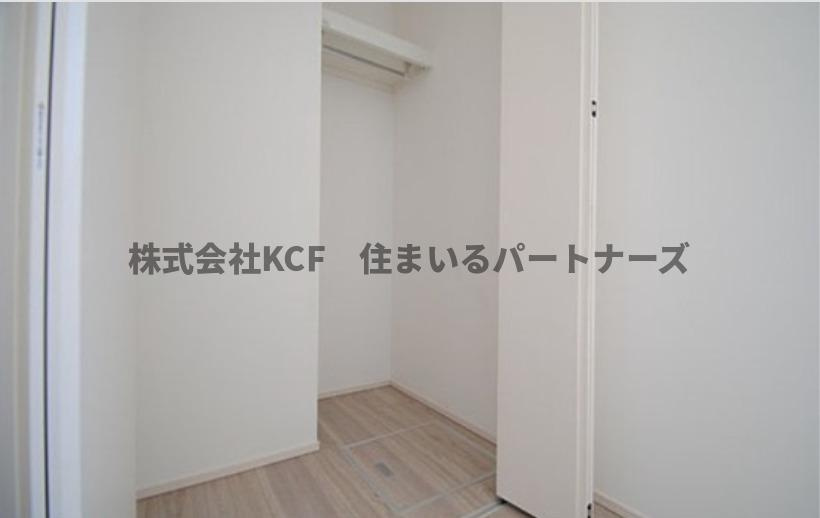 YOUR PLACE宮ノ陣の洋室|使い勝手のいい洋室です