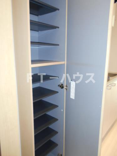 ＳＯＬＥＩＬ　ＰＬＡＩＳＩＲの収納