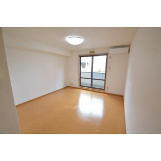 【居間・リビング】 | 陽だまりハイツ2000　Ｃ