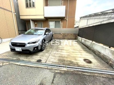 【駐車場】 | シャーメゾンY's　A棟