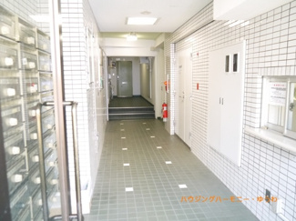 【エントランス】