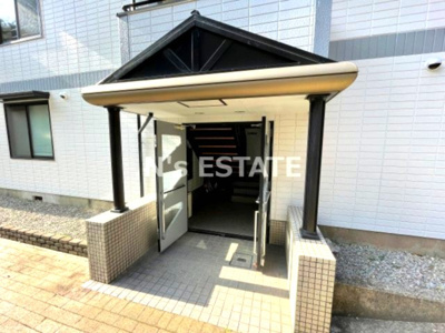 【エントランス】 | イーストヒルズ平野