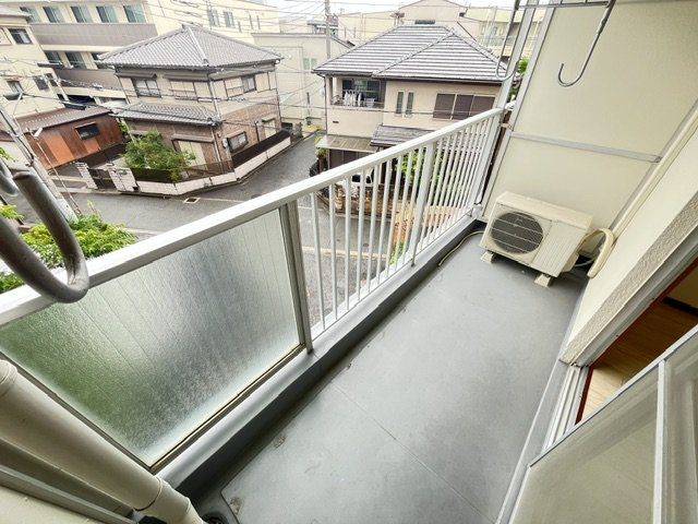 山本レンターマンションのバルコニー