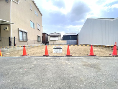 【外観】 | 灘区五毛通一丁目　売り土地 | 敷地全体を有効活用できる整形地。
（北側前面道路より2022年1月撮影）