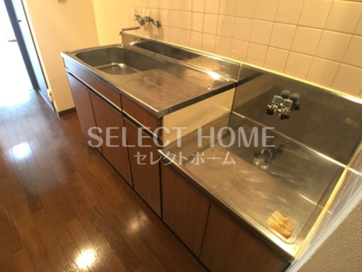  | コーポラスウイング