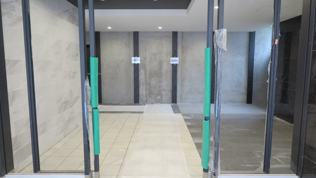 エスリードNAGAHORI GATEのエントランス