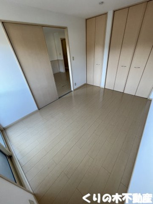 【寝室】 | リヴェール・モリB棟 | 落ち着いて過ごせるお部屋なので、寝室にいかがでしょうか