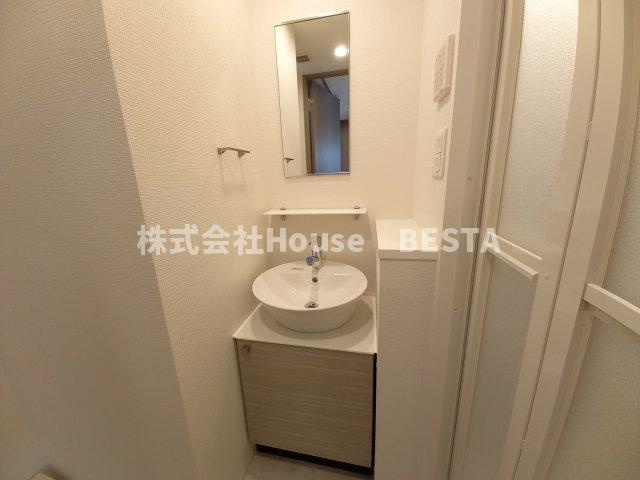 エスリード神戸ハーバークロスの独立洗面台