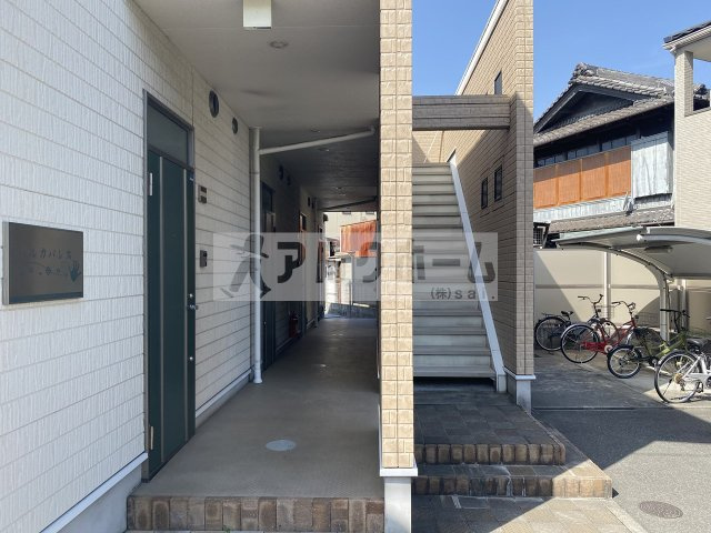 ハルカパレスのエントランス