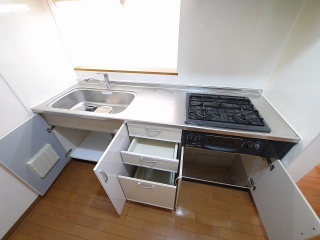 アゼリアのキッチン|キッチンでお料理をお楽しみください