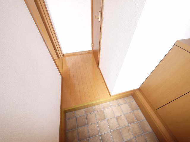 アゼリアの玄関|玄関です